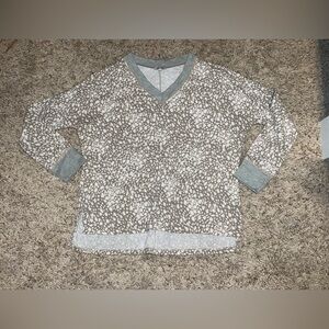 White birch size large tunic top with V-neck super soft and stretchy long sleeve